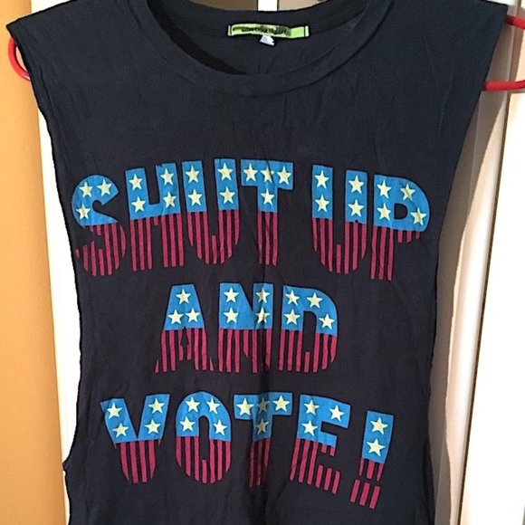 SHUT UP & VOTE BLACK AMERICAN FLAG PRINT T SHIRT - Picture 1 of 8